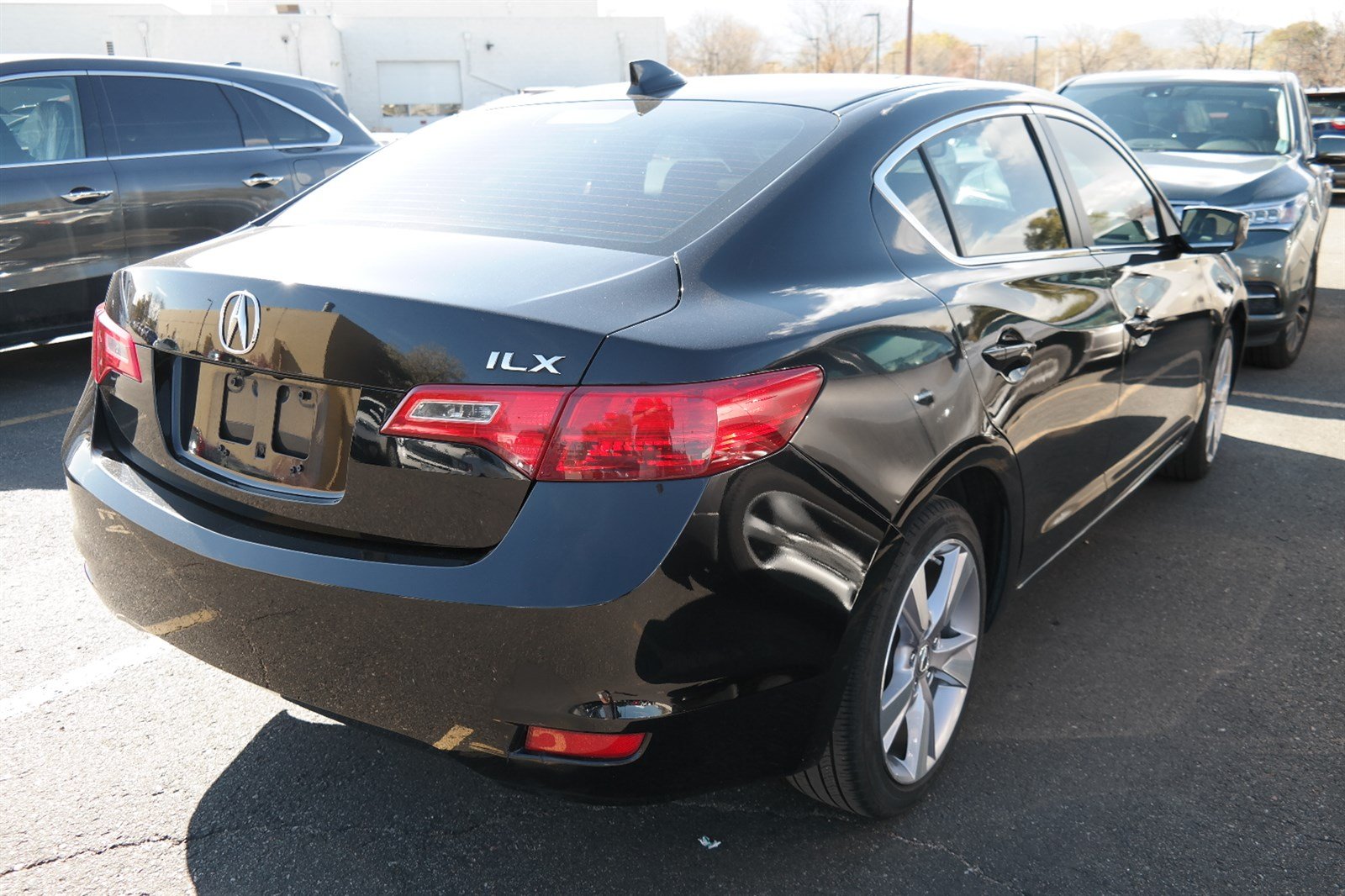 2013 Acura ILX 4dr Sdn 2.0L Tech Pkg FWD 4dr Car - Fisher Honda