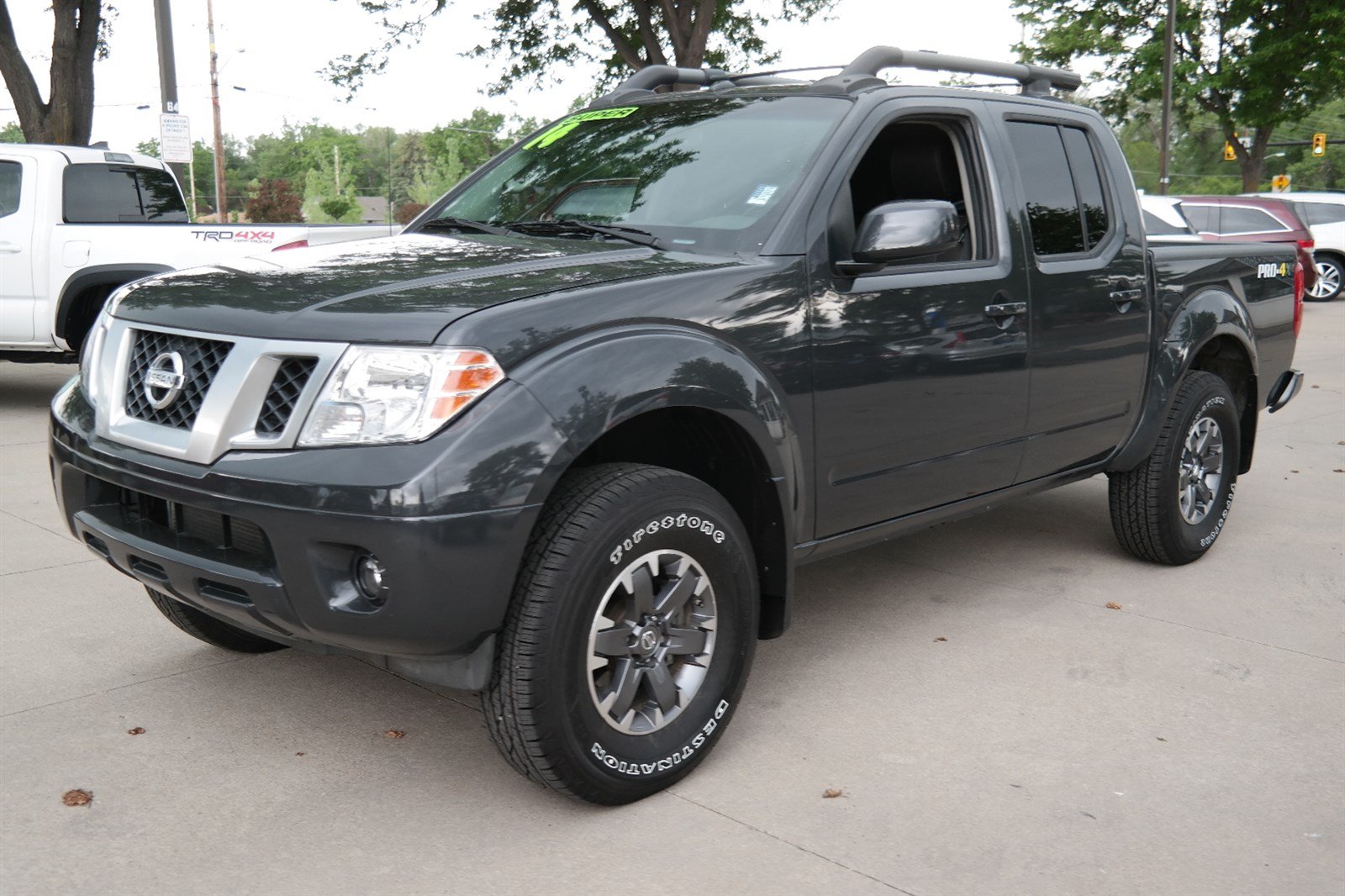 2014 Nissan Frontier 4WD Crew Cab SWB Auto PRO-4X 4WD Crew Cab Pickup ...