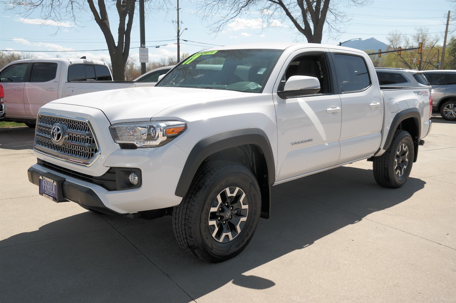 2017 Toyota Tacoma TRD Off Road Double Cab 5' Bed V6 4 4WD Crew Cab ...