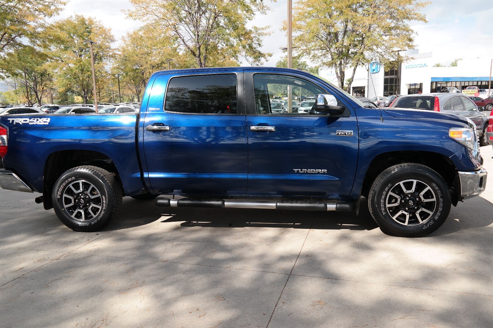 2014 Toyota Tundra 4WD CrewMax 5.7L FFV V8 6-Spd AT LTD 4WD Crew Cab ...